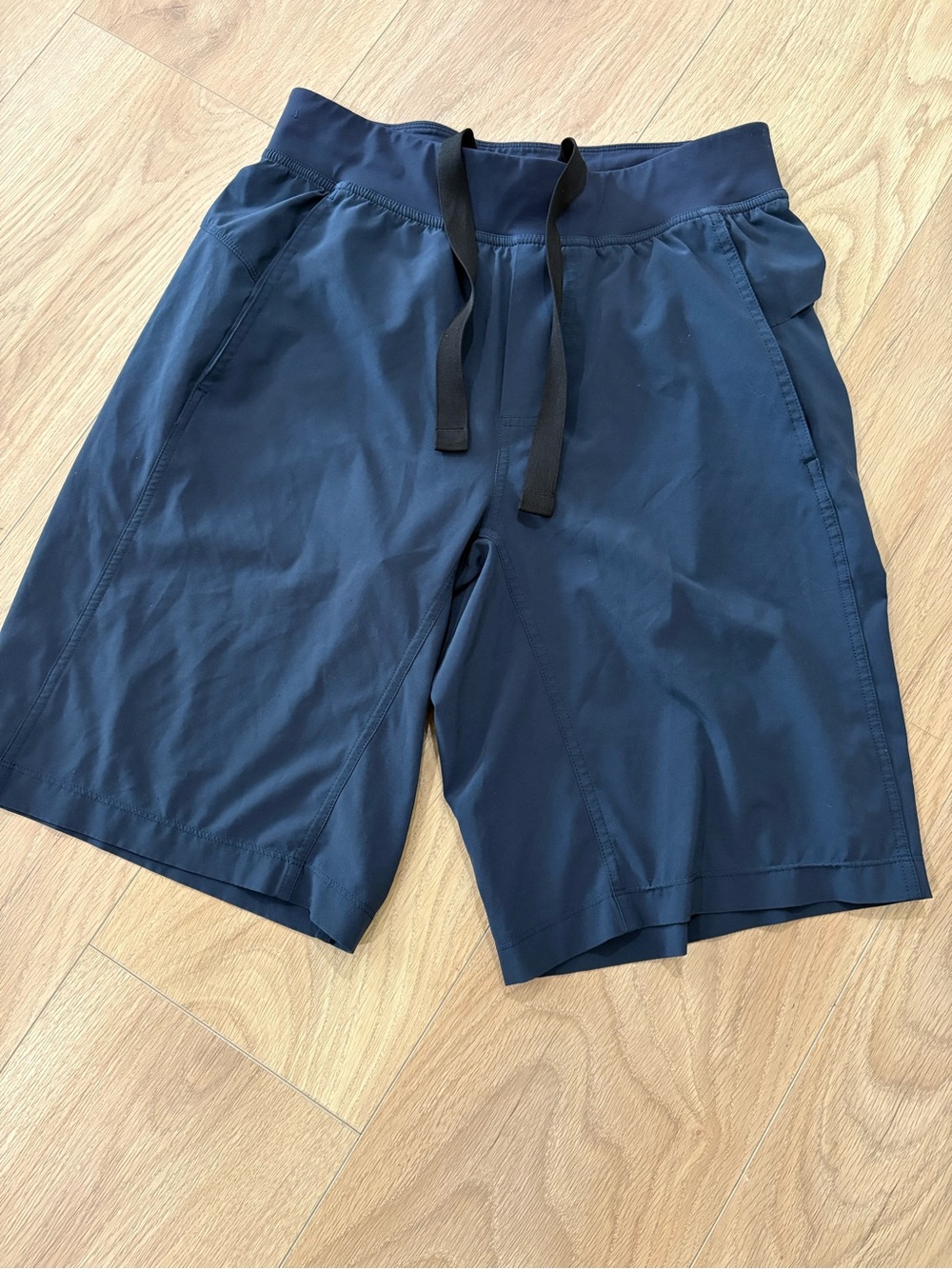 lululemon athletica Men's Deep Navy Performance Drawstring Shorts